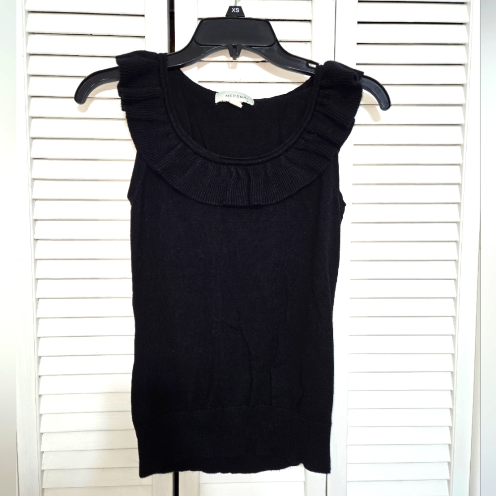 Merona Women's S Knit Ruffle Neck Top